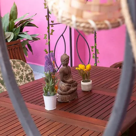 Luxury Artistic Digital Nomad 2 Bedroom W/terrace *
