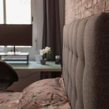 Apartment Luxury Artistic Digital Nomad 2 Bedroom W/terrace