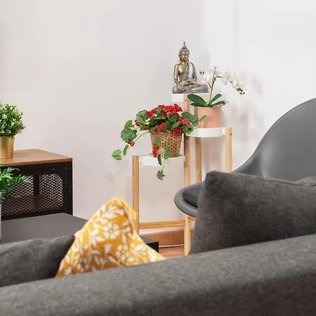 Luxury Artistic Digital Nomad 2 Bedroom W/terrace * Valencia